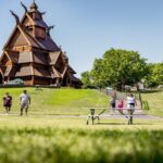 Mint green walls in a classy Scandinavian interior - COCO LAPINE ...